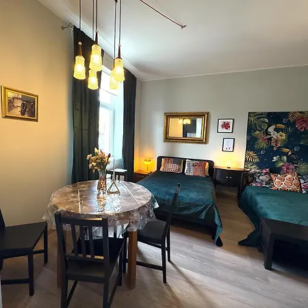 Yoonik Apartment